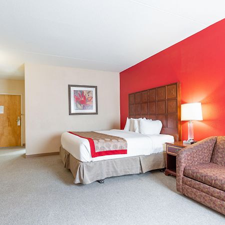 Ramada By Wyndham Columbus North Hotel Westerville Kültér fotó