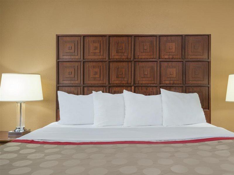 Ramada By Wyndham Columbus North Hotel Westerville Kültér fotó