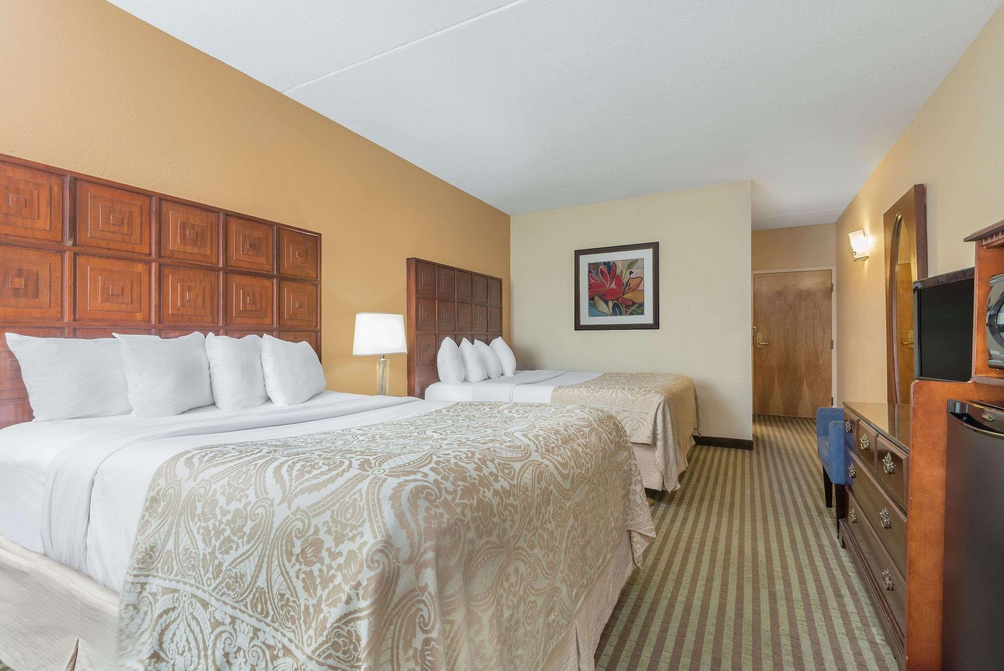 Ramada By Wyndham Columbus North Hotel Westerville Kültér fotó