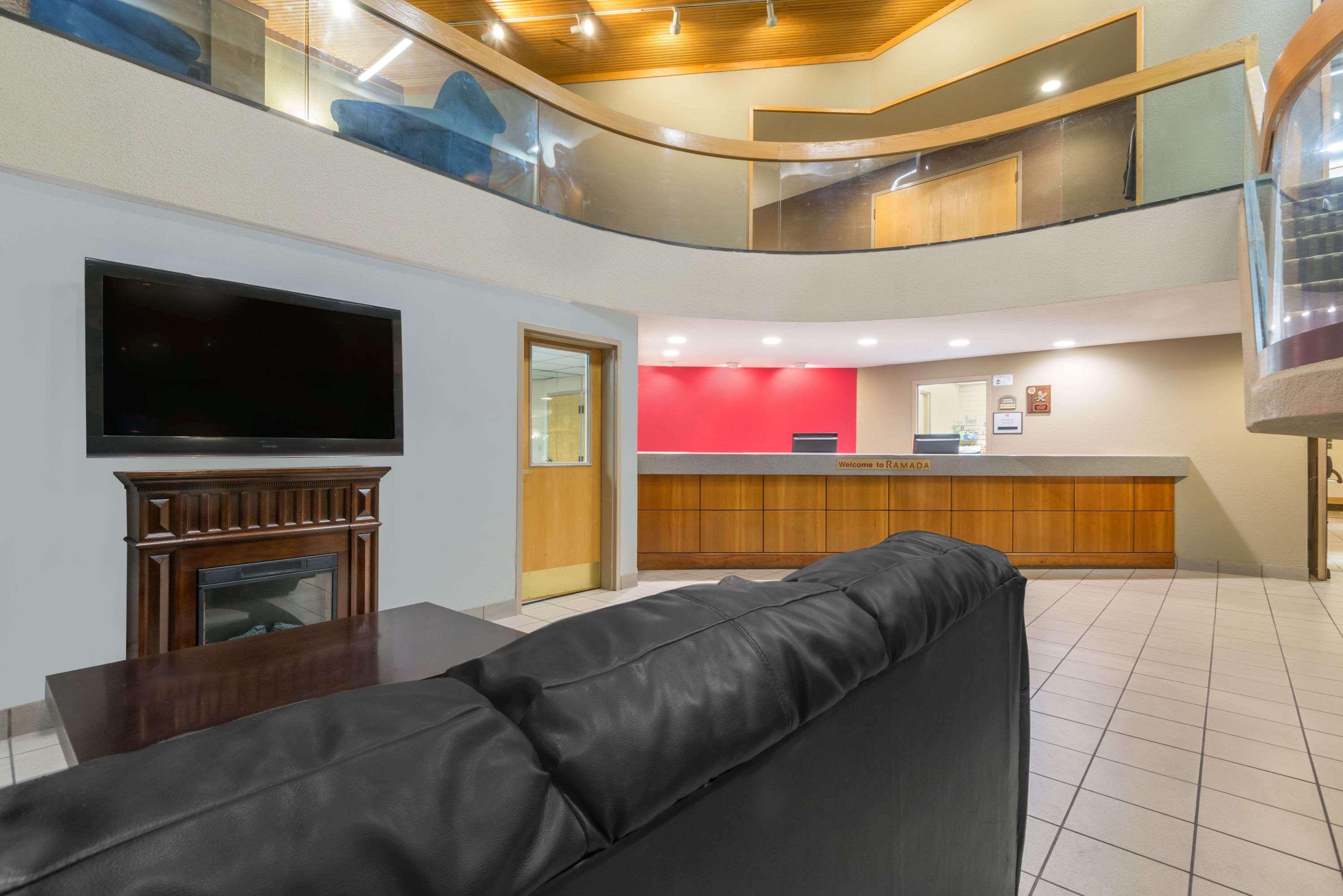 Ramada By Wyndham Columbus North Hotel Westerville Kültér fotó
