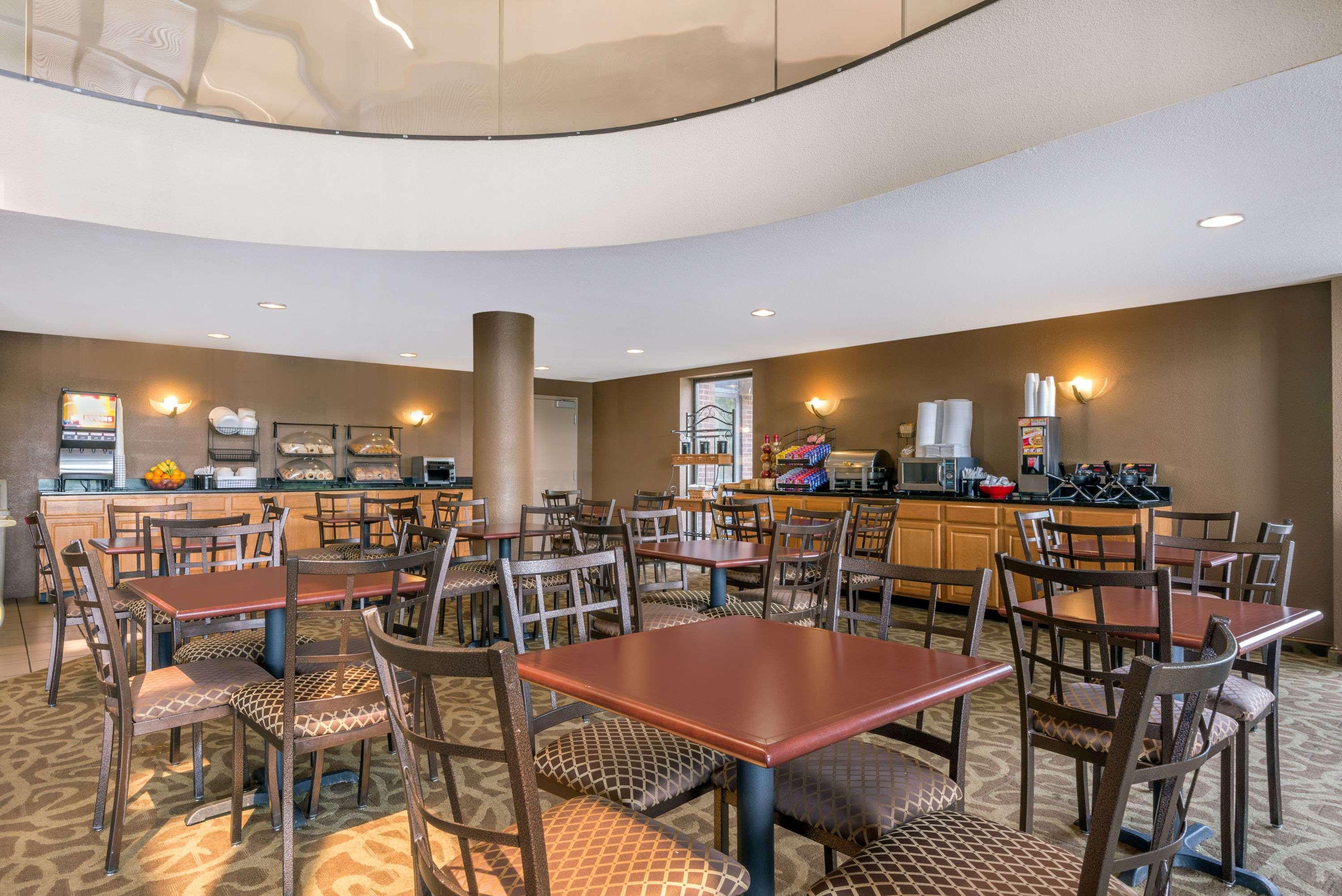 Ramada By Wyndham Columbus North Hotel Westerville Kültér fotó